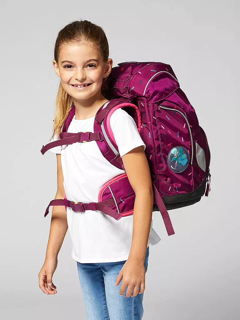 ERGOBAG, Schultaschen Set 6 Tlg. Pack - Der NussknackBär 9 ERGOBAG, Schultaschen Set 6 Tlg. Pack - Der NussknackBär – Bild 7